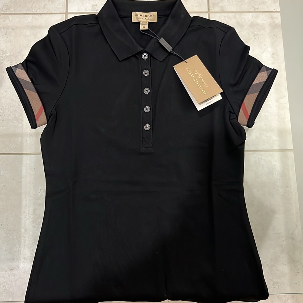 🔥🔥🔥Authentic Burberry Women’s Polo Shirt